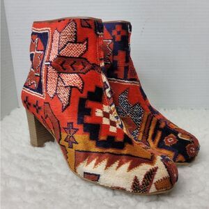 Farewell Frances Bootie Women's Size 9.5  Carpet Print Zippe Boots Shoes CB3922